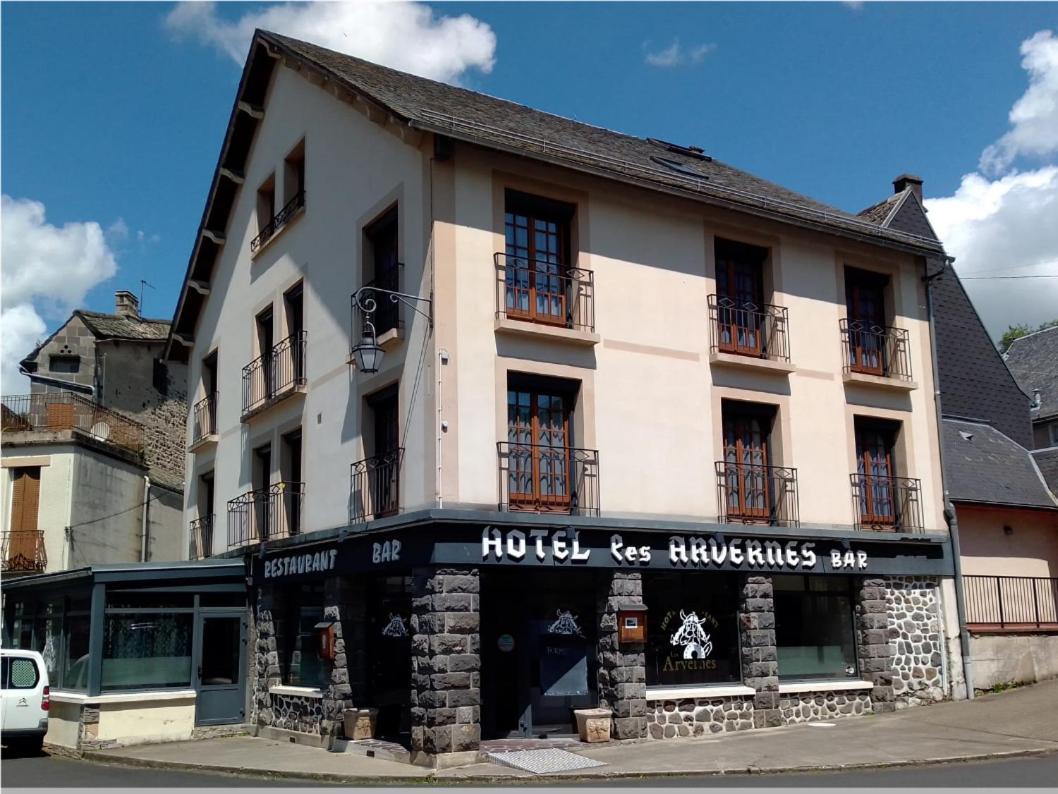Les Arvernes Rochefort-Montagne Exterior foto